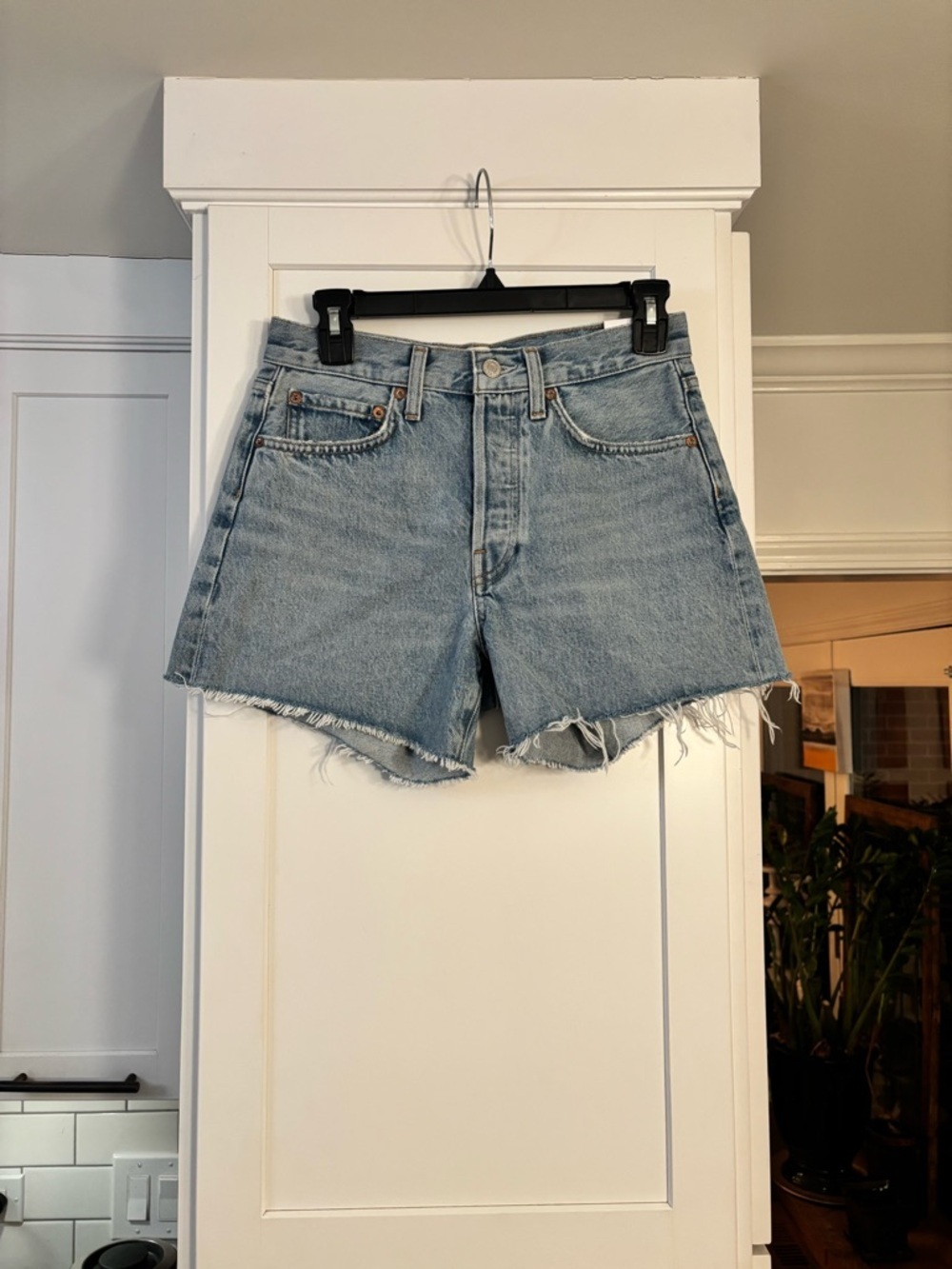 new Agolde Parker Long Short in Replica denim cutoff jean shorts light wash - Picture 5 of 10